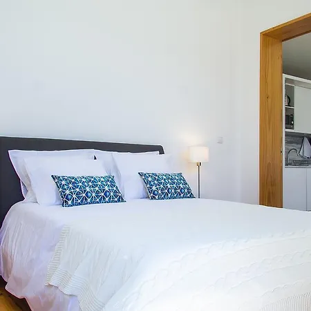 Apartman Liiiving In | Blue Flower Porto