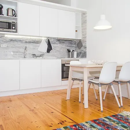 Apartman Liiiving In | Blue Flower